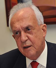 O deputado federal Jarbas Vasconcelos - Fonte: Wikipedia