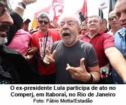 O ex-presidente Lula participa de ato no Comperj, em Itabora, no Rio de Janeiro Foto: Fbio Motta/Estado