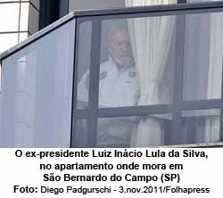 O ex-presidente Luiz Incio Lula da Silva, no apartamento onde mora em So Bernardo do Campo (SP) - Diego Padgurschi - 3.nov.2011/Folhapress